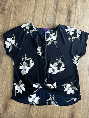 West Kei Navy Floral Twist-Front Top